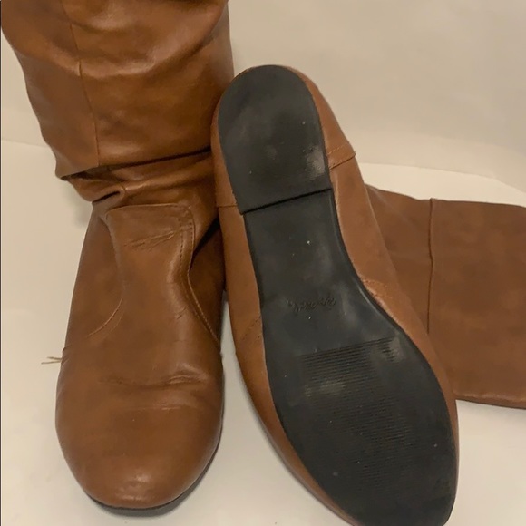 Qupid Brown Boots - Picture 3 of 4